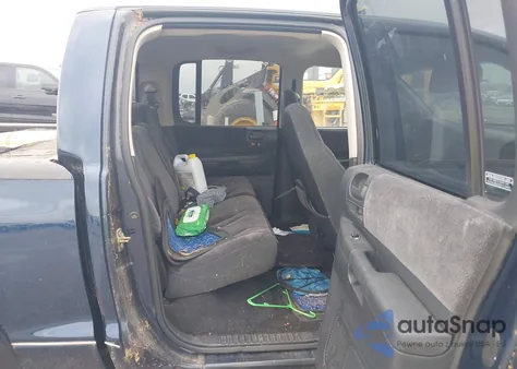 2001 Dodge Dakota Slt/Sport from USA, damaged, VIN 1B7HG2AN41S241232